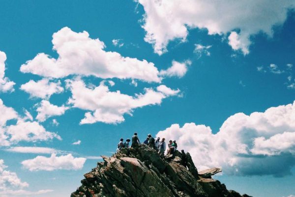 Featured: Why Multimodal AI Models Understand Context Better Than Humans: A Deep Dive into GPT-4V, Gemini Ultra, and Claude 3's Vision Capabilities